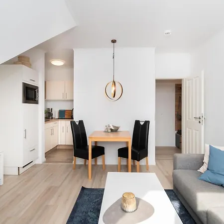 Luett Huus Holiday home Busum